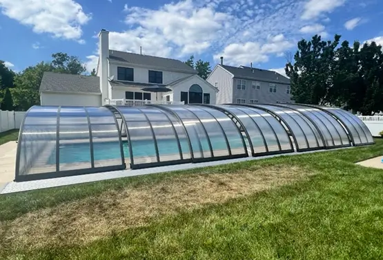 medium profile pool enclosure